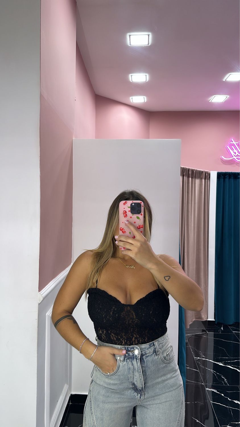 Top in macramè