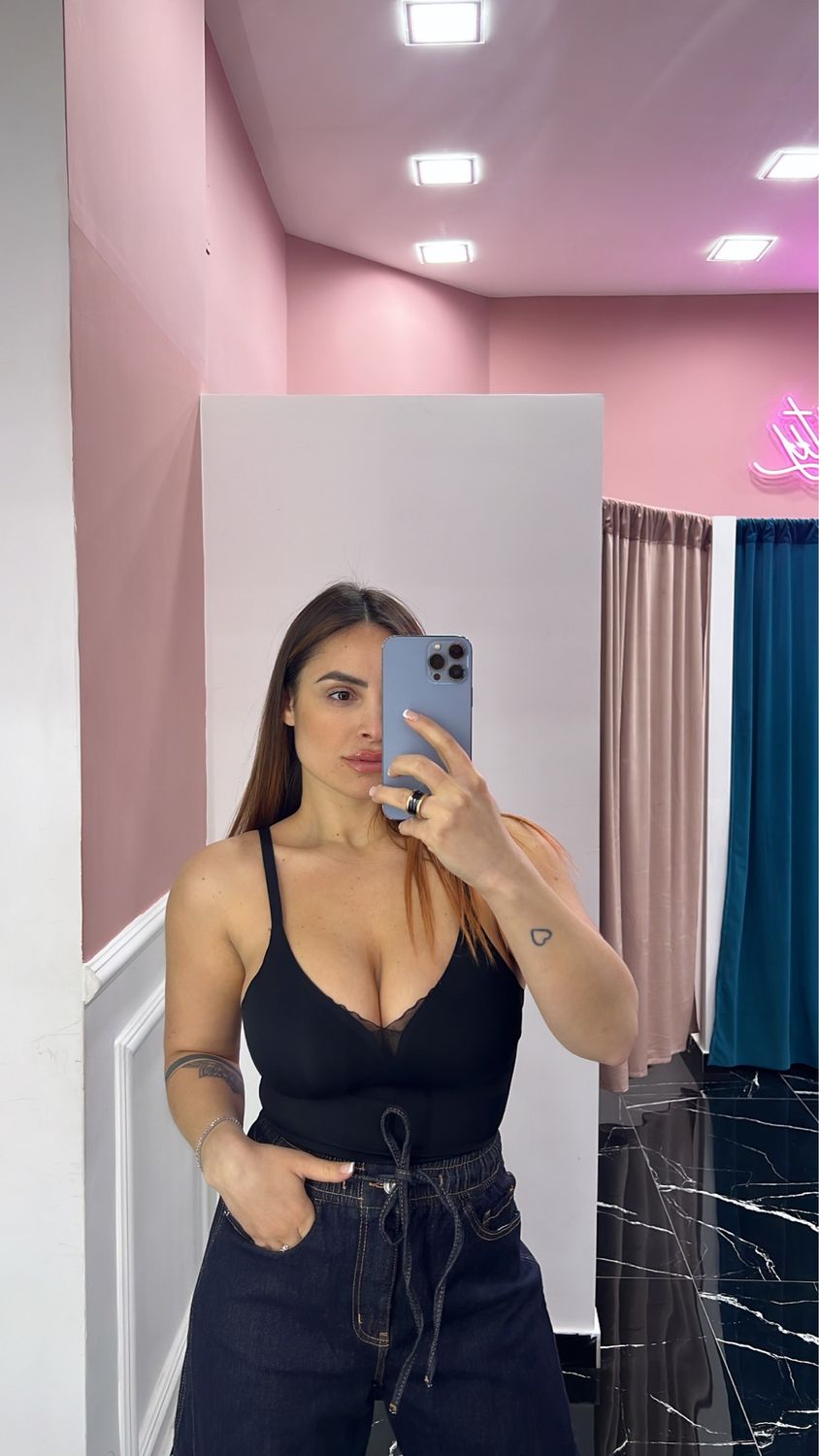 Body contenitivo