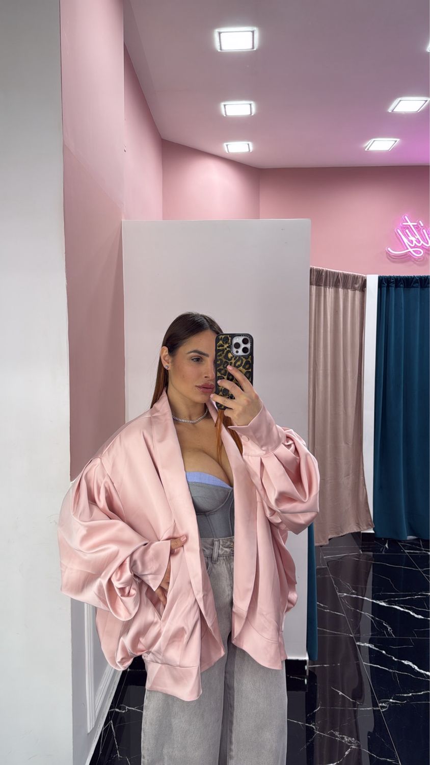Bomber satin carol