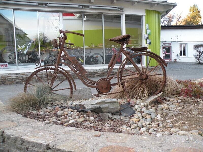 Gebrauchte Bikes & Zubehör