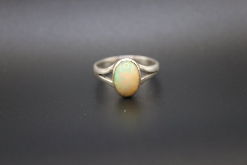Äthiopischer Welo-Opal Silberring Äthiopischer Welo-Opal Silberring