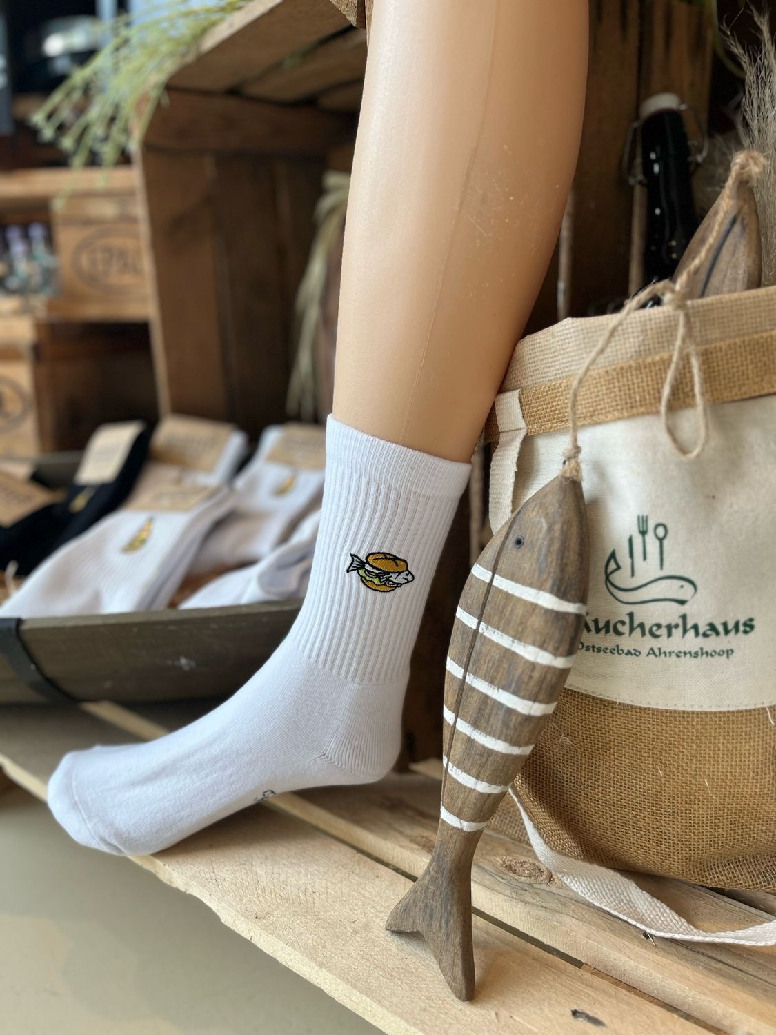 Socken mit Fischbrötchen Gr. 43-46 Socken mit Fischbrötchen Gr. 43-46