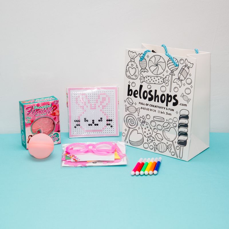 Flamingo &amp; Friends