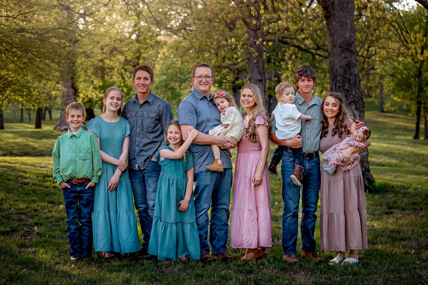Extended Family Session (9+ people)