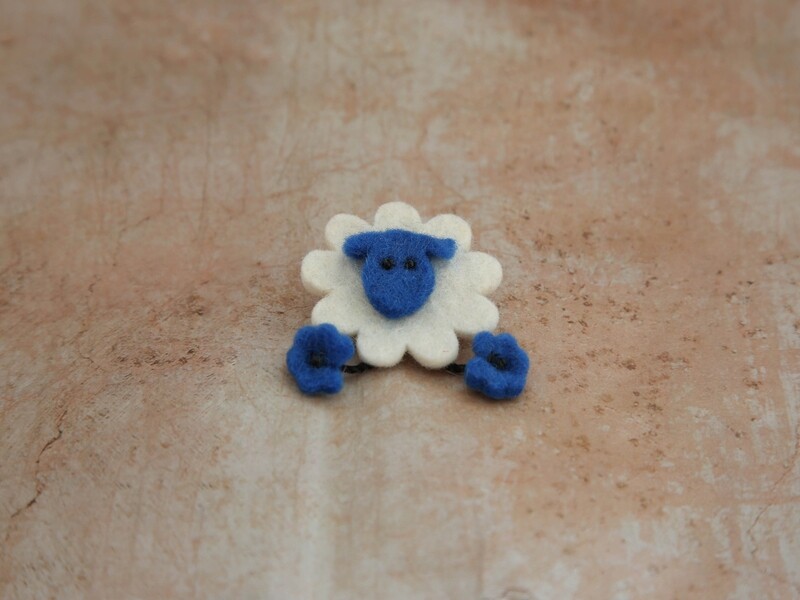 Brooch Sheep