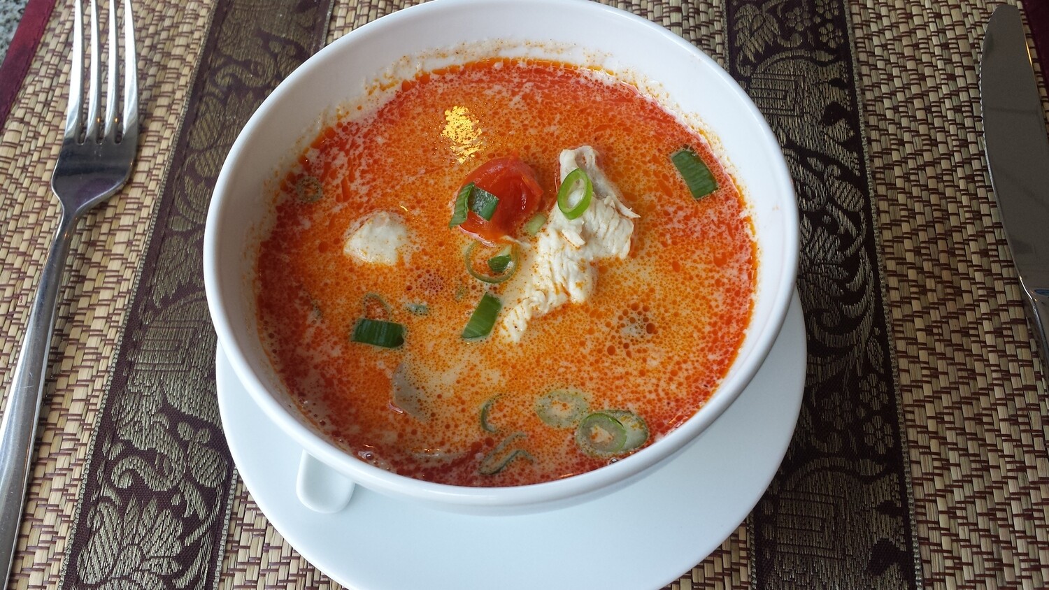 S2 Tom Yum Gai (Small) Potage aux poulet avec champignons et citronnelles