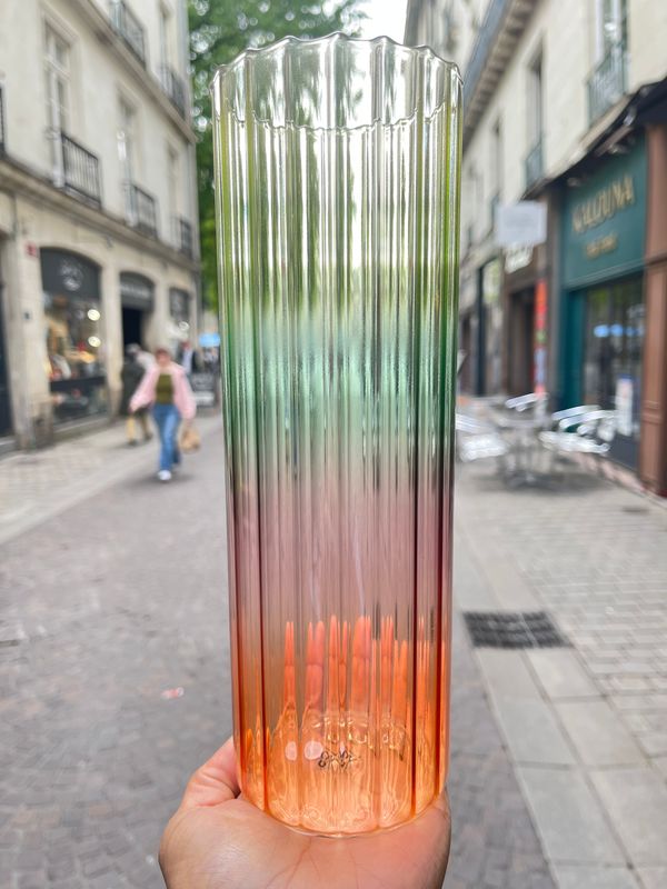 VASE Gradient evening
