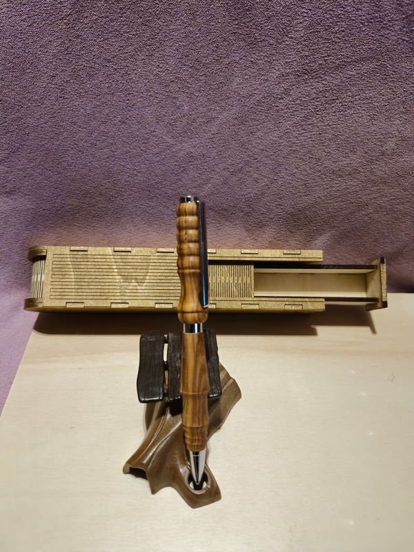 Olivenholz Kugelschreiber