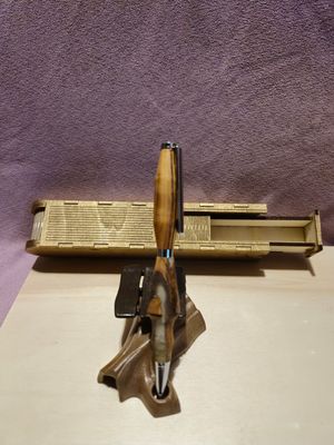 Oliven Holz mit Epoxid Harz