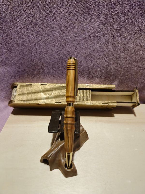 Olivenholz Kugelschreiber