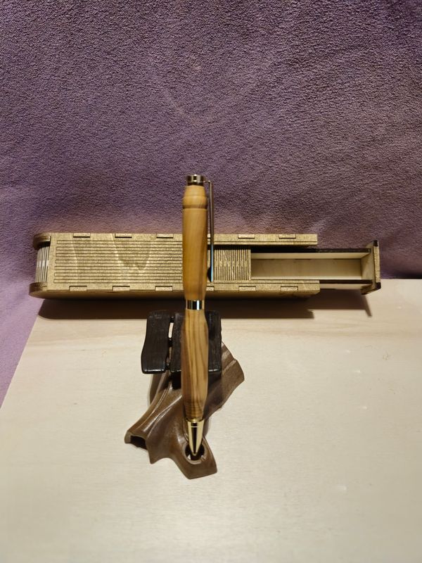 Oliven Holz Kugelschreiber