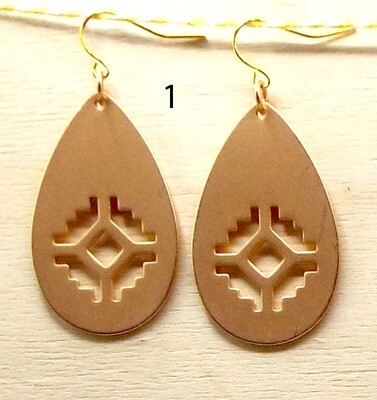 Metal and Leaves Earrings