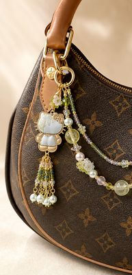 Green Pastel Kitty Beaded Purse Charm Chain