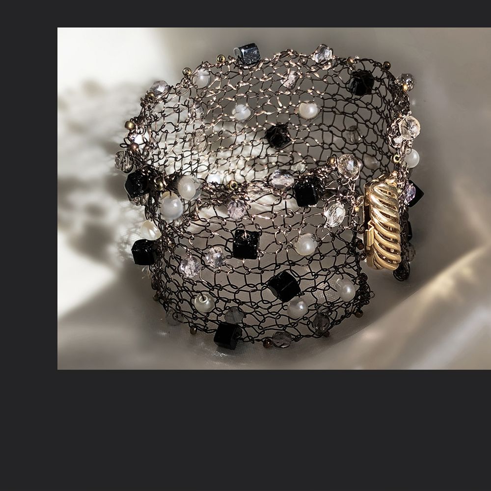 Fond of Bronze Collection