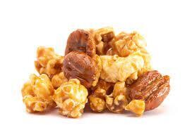 Caramel popcorn with peanuts