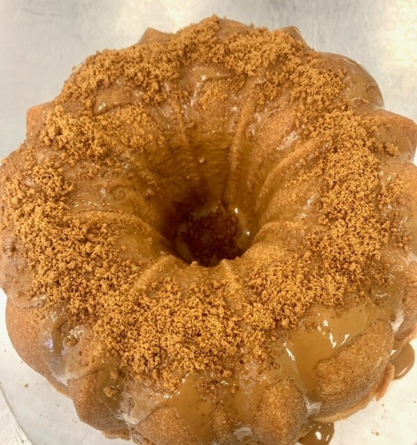 POUND CAKE (CHOOSE FLAVOR)