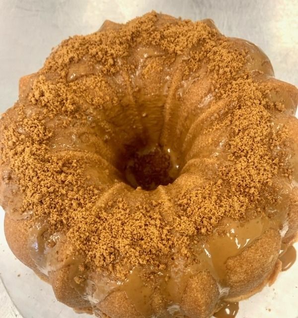POUND CAKE (CHOOSE FLAVOR)*
