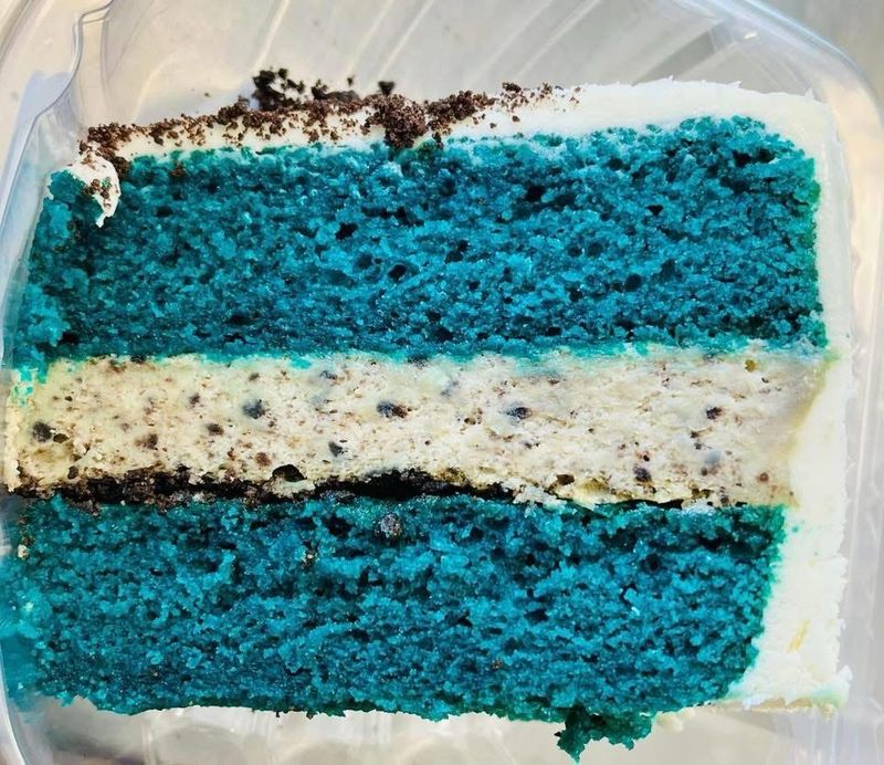 BLUE VELVET OREO CHEESECAKE