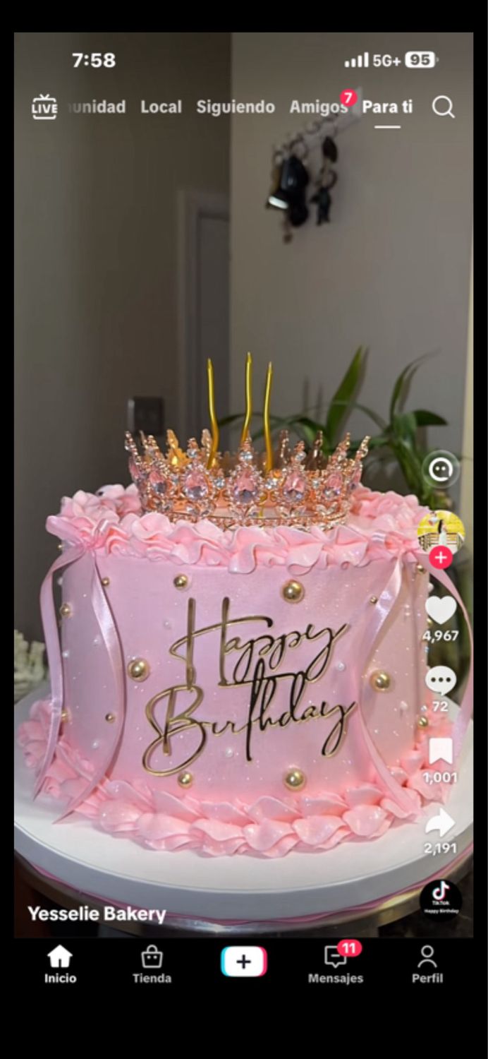 * Custom Vanilla Cake