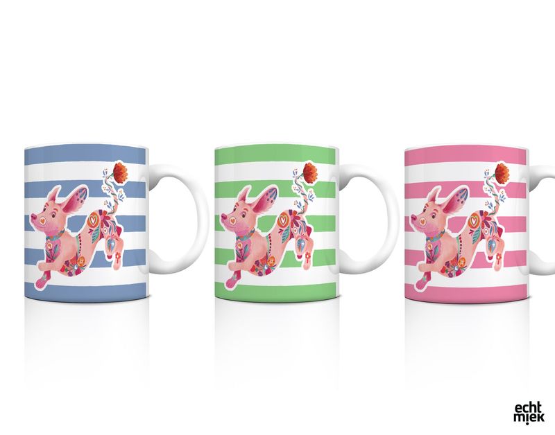 Happy Teckel mok – vrolijke mok in verschillende kleuren Happy Teckel mok in roze, groen en blauw met vrolijke teckelillustratie