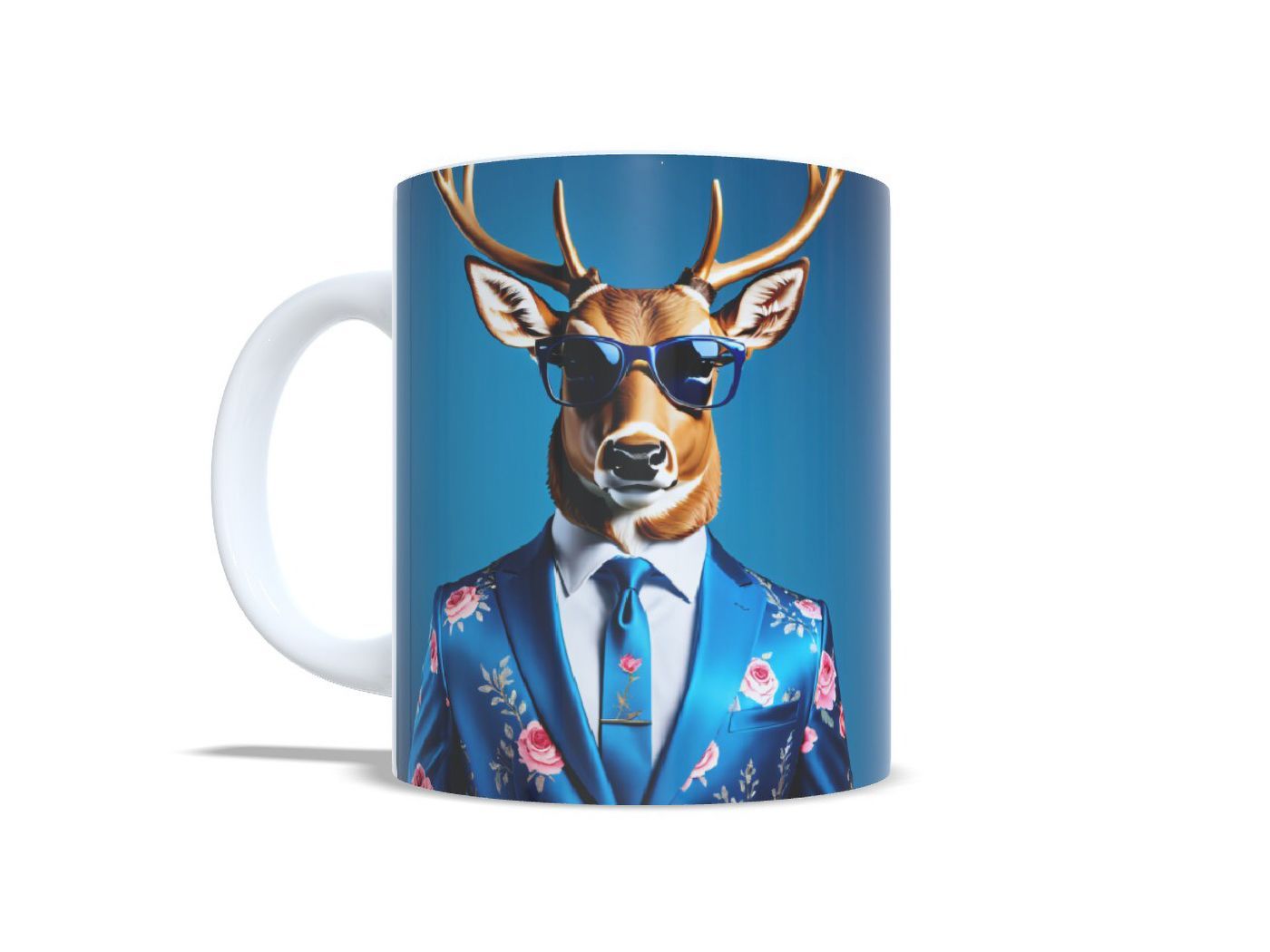 Rendier kerstmok voor hem met naam – stijlvol kerstcadeau Kerstmok met mannelijk rendier in blauw pak met zonnebril - EchtMiek