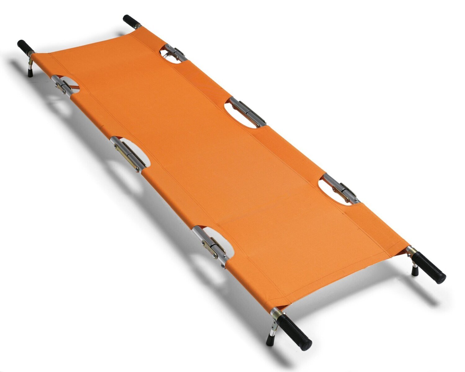 Folding recovery stretcher both in width and length