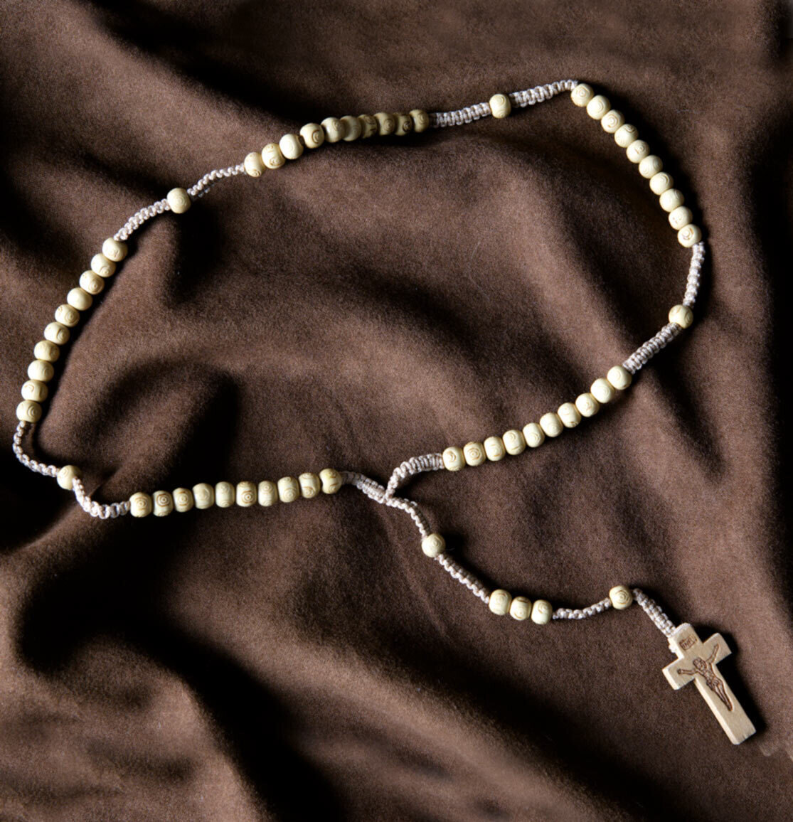 Franciscan rosary in white natural wood