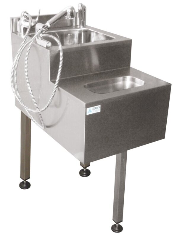Stainless steel sink with double basin