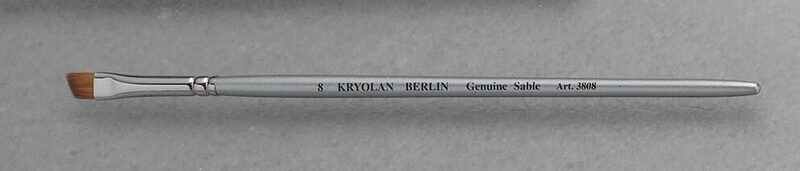 Oblique point make-up brush