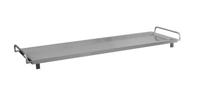 Stainless steel tank with feet