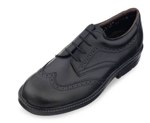 Safety shoes for professional use