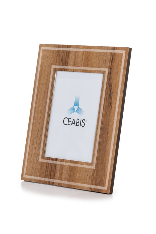 Wooden frame with double edge - walnuts finishing