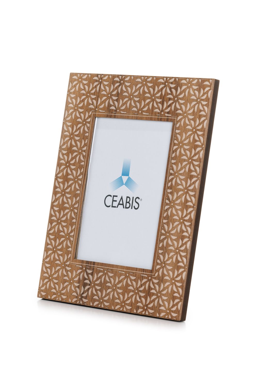 Wooden frame with embossed flowers - walnuts finishing