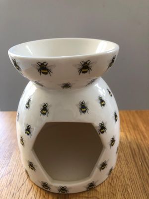 Ceramic Oil Burner - Bee Motif