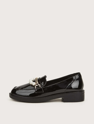 Mocassins à chaîne à fausses perles