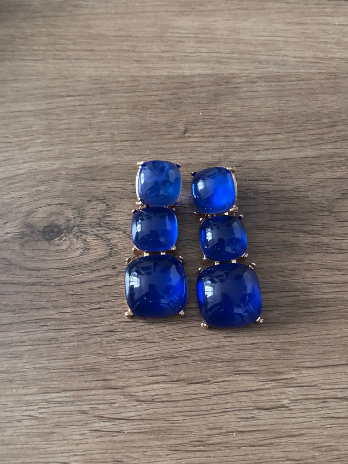 Pendientes azules