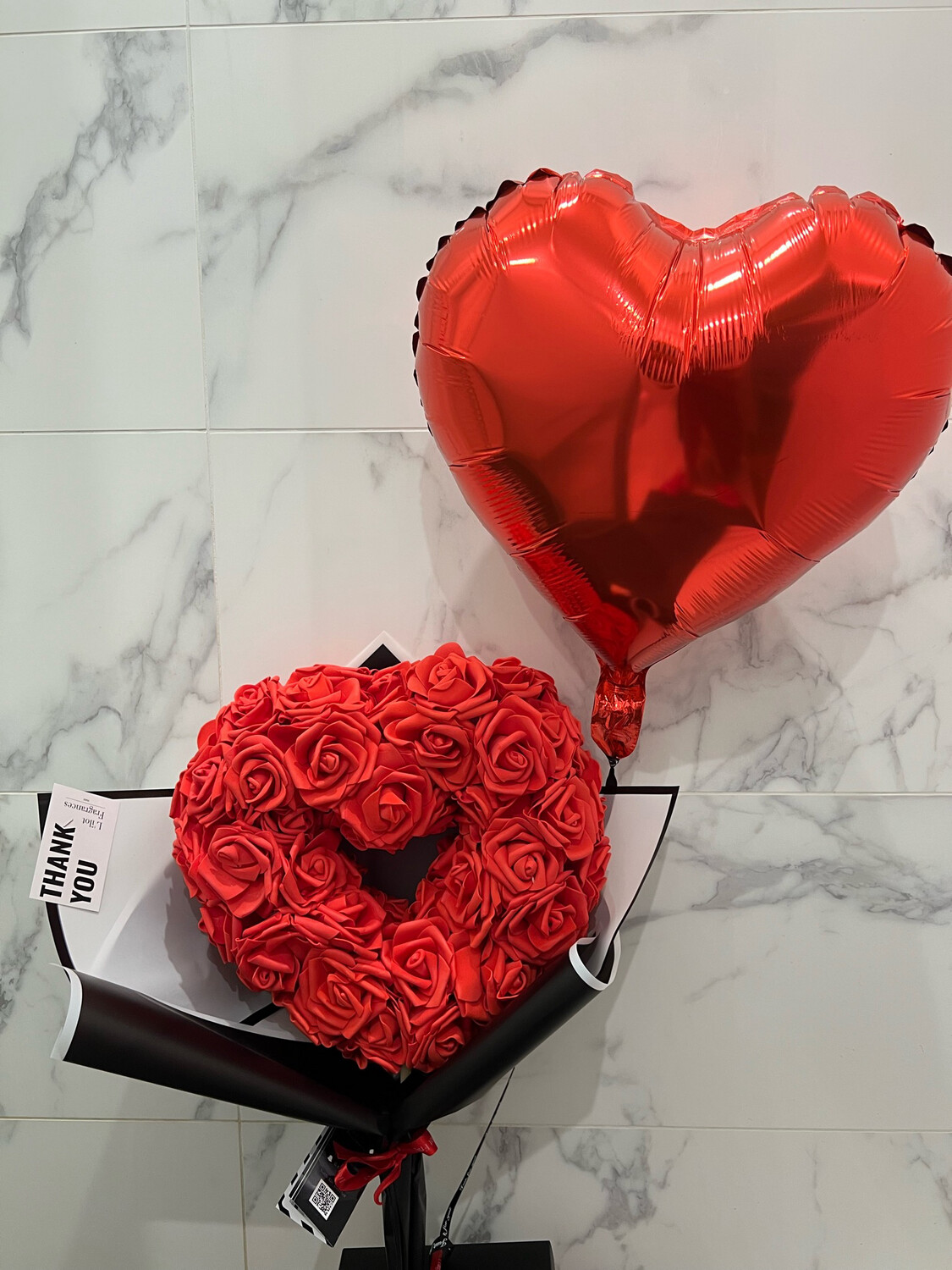 Bouquet XXL de roses éternelles parfumée - Livraison le jour de la Saint Valentin (Paris - IDF)
