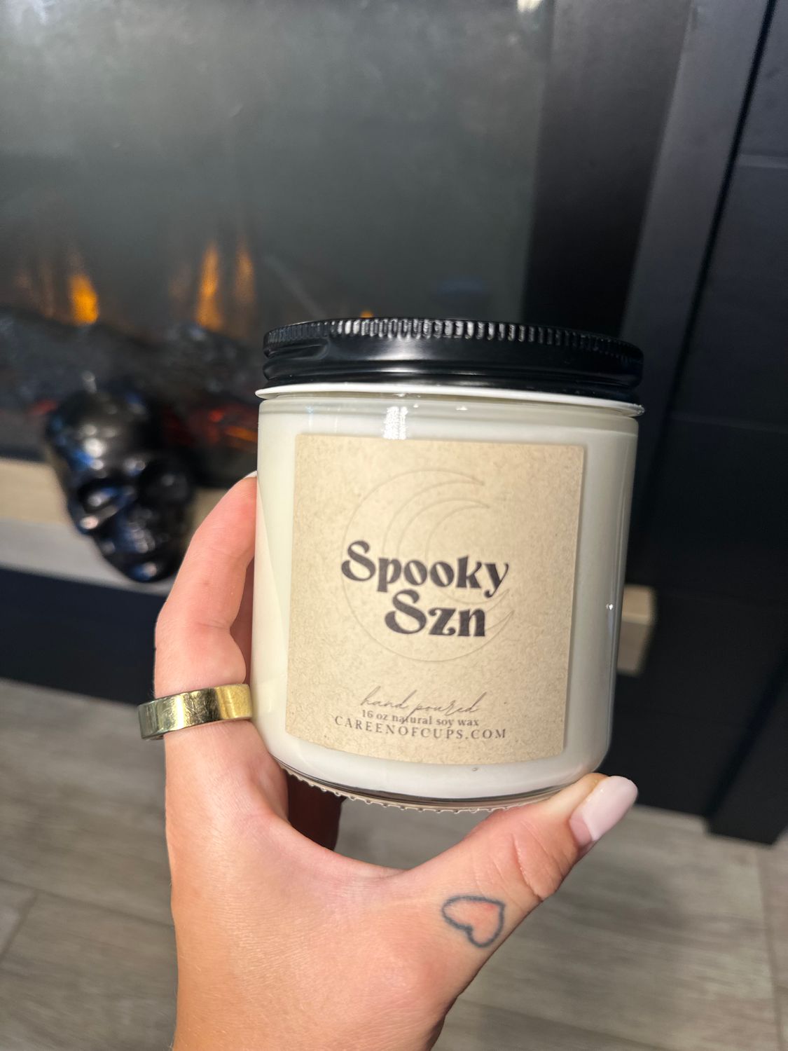 Hand Poured Soy Candle (16 oz)