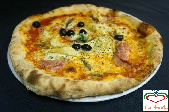 Capricciosa Familienpizza