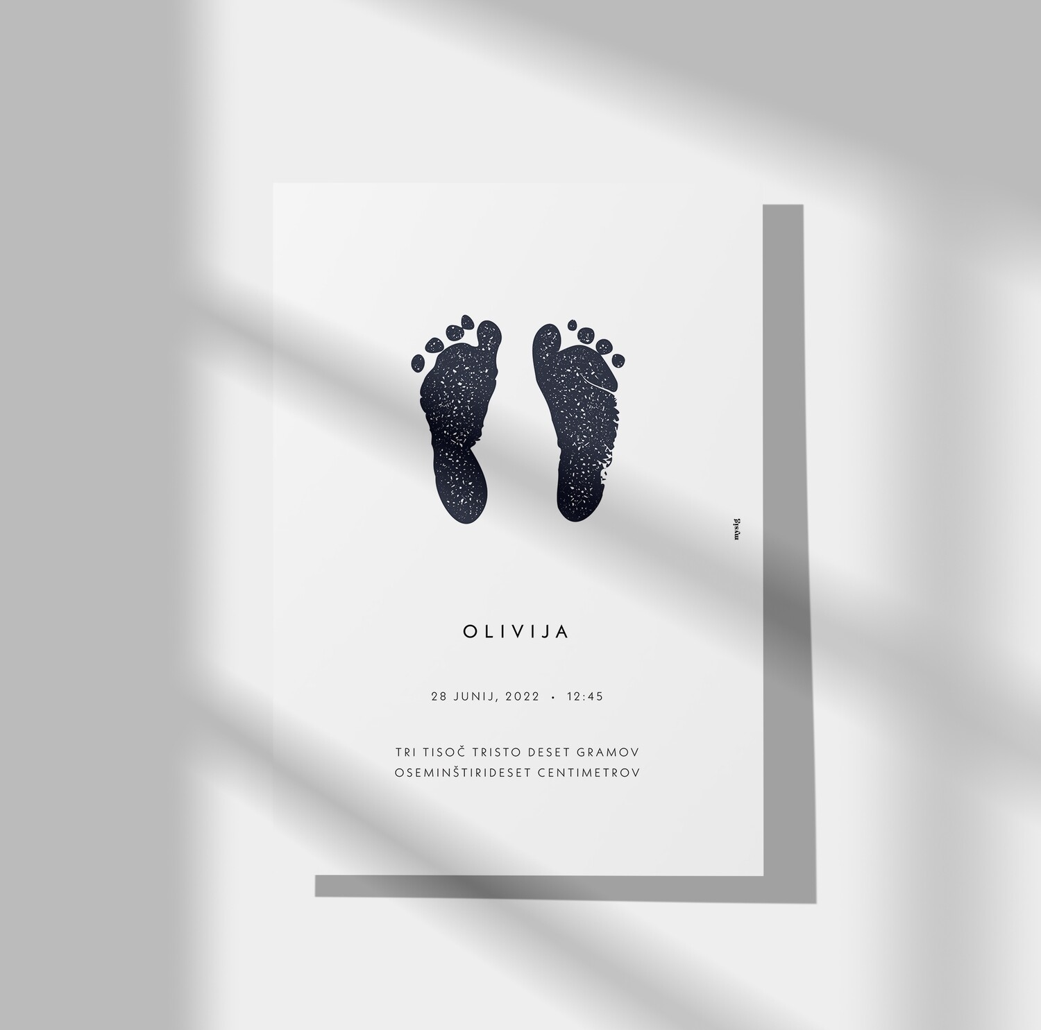 GRAFIKA / OB ROJSTVU MINIMALISTIČNO