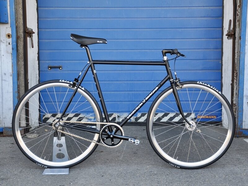 distorted people '22 Blades Bike RH 58 (Ausstellungsrad)