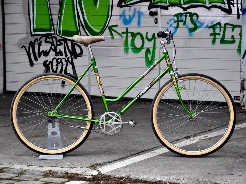 Fiona Fischer RESURRECTED 3-Gang City Coaster RH 52