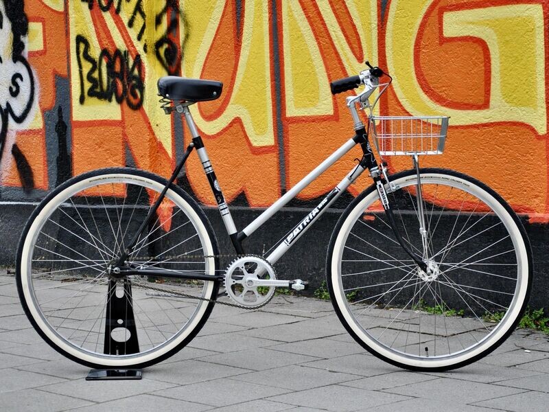 Brigitte Patria RESURRECTED 3-Gang City Coaster RH 52