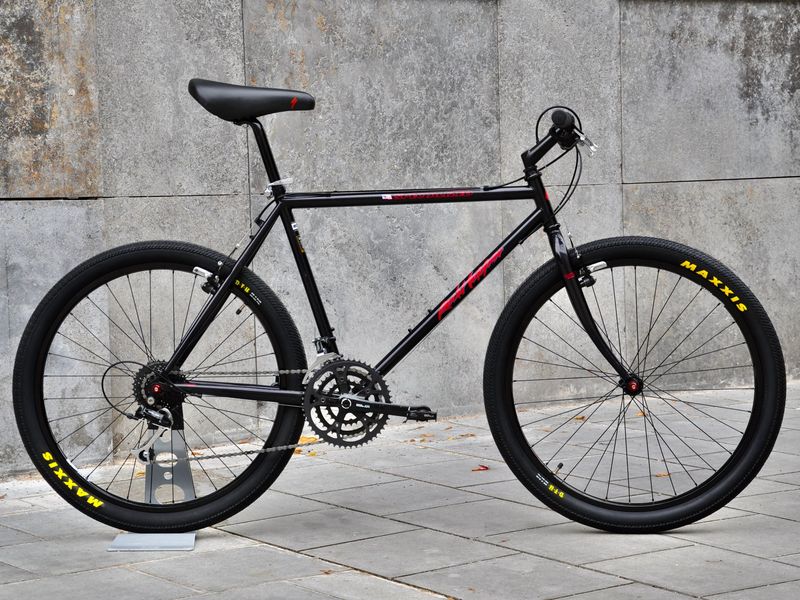 Ronja Rockhopper REIMAGINED 3x8 Street Shredder RH 49