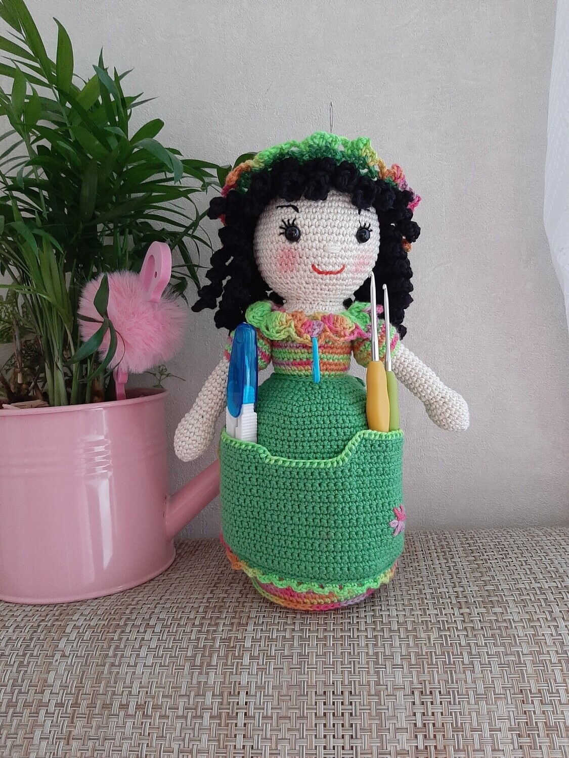 Poupée Belle époque et son tablier (vert)