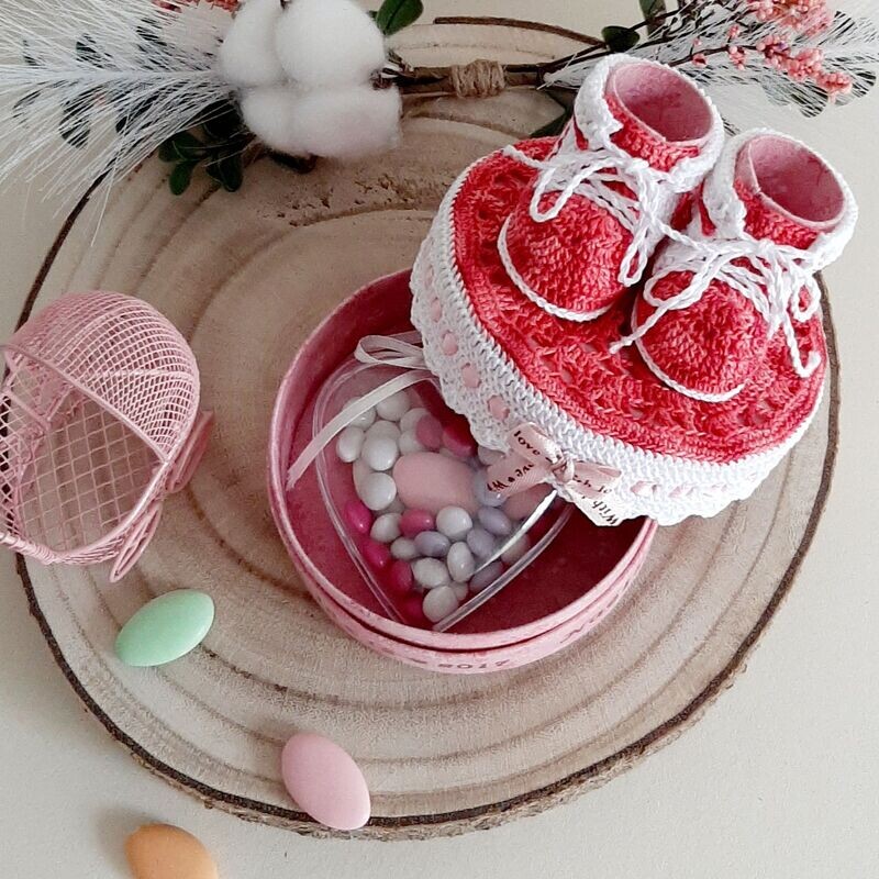 Chaussures bébé et boîte: Albizia (rose)
