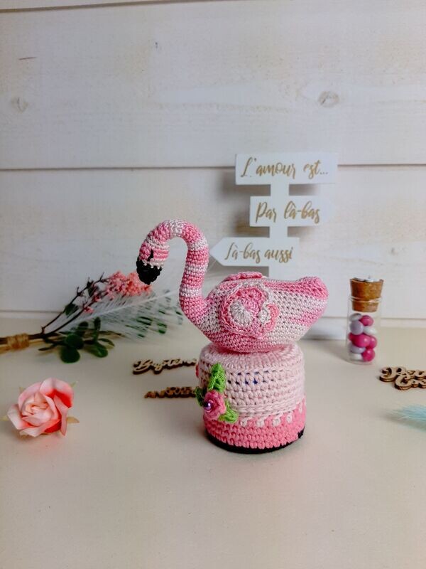 Cygne rose et sa mini boîte