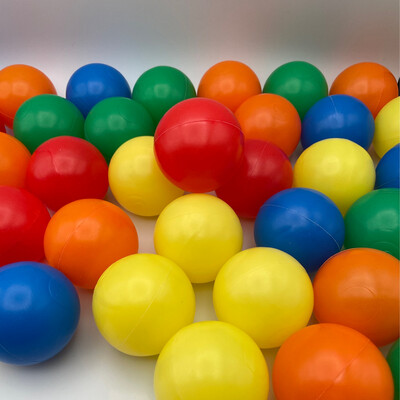 Balles (215) multicolores pour piscine à balle