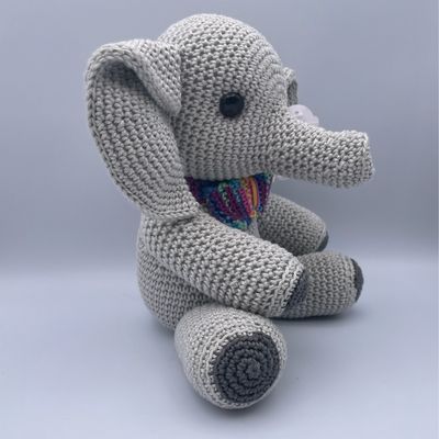 Doudou crochet éléphant