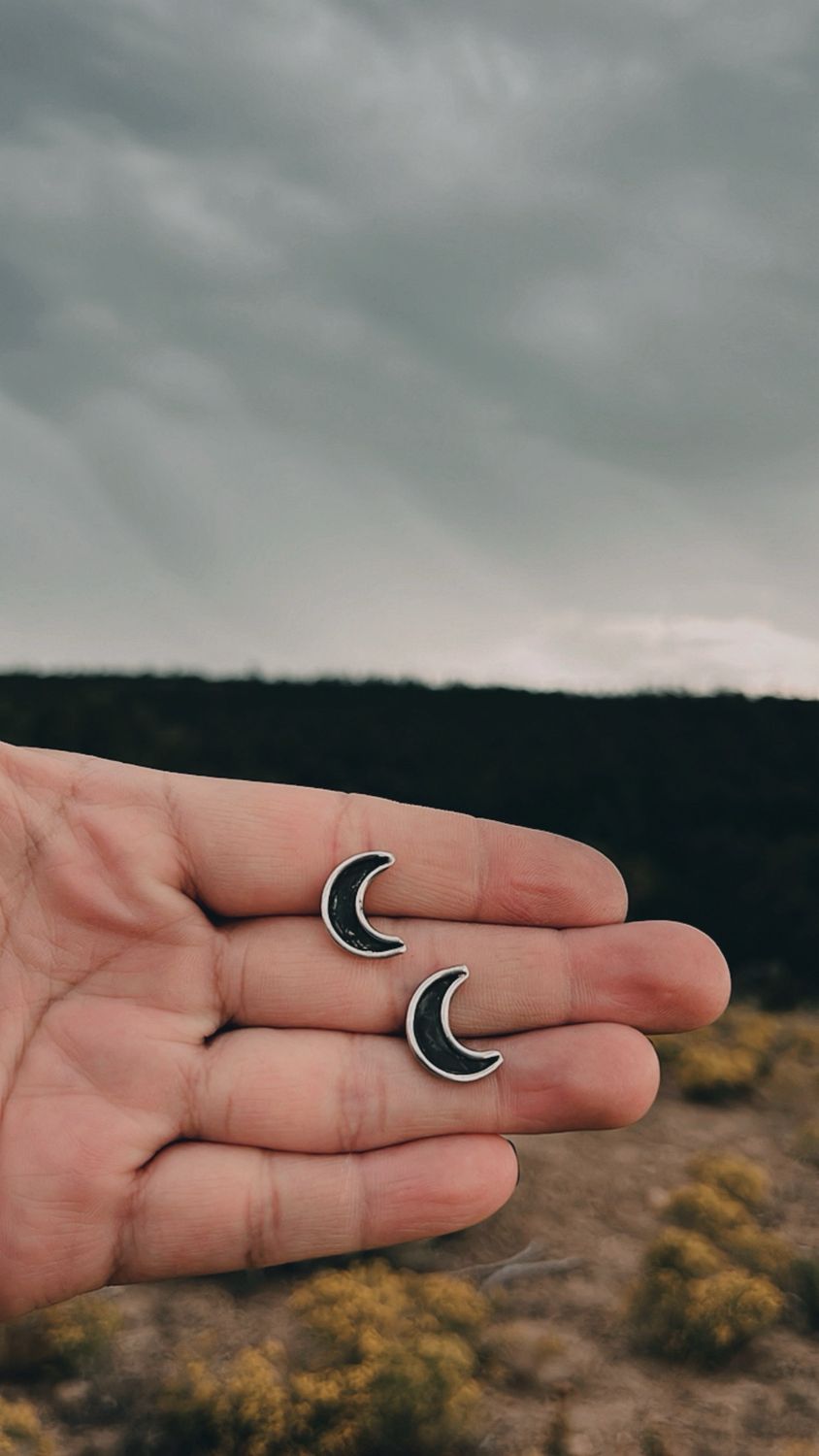 Moon Creat Studs